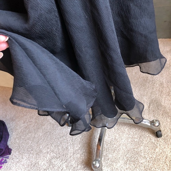 Samantha Treacy black silk halter dress lace front side zip lined wavy hemline 4 - Picture 4 of 12